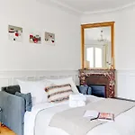 Bnbnova - Stylish 1Br Steps From Le Marais & Montorgueil