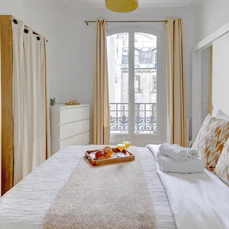 Bnbnova - Stylish 1br Steps From Le Marais & Montorgueil Apartment *