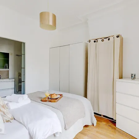 Bnbnova - Stylish 1br Steps From Le Marais & Montorgueil Apartment *