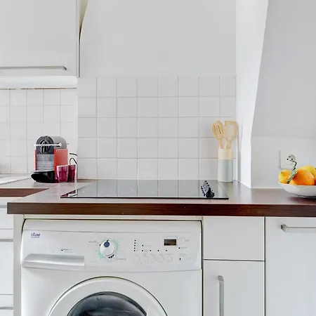 Apartment Bnbnova - Stylish 1br Steps From Le Marais & Montorgueil