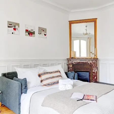 Bnbnova - Stylish 1br Steps From Le Marais & Montorgueil Apartment Paris