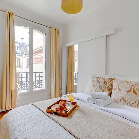 Apartment Bnbnova - Stylish 1br Steps From Le Marais & Montorgueil *